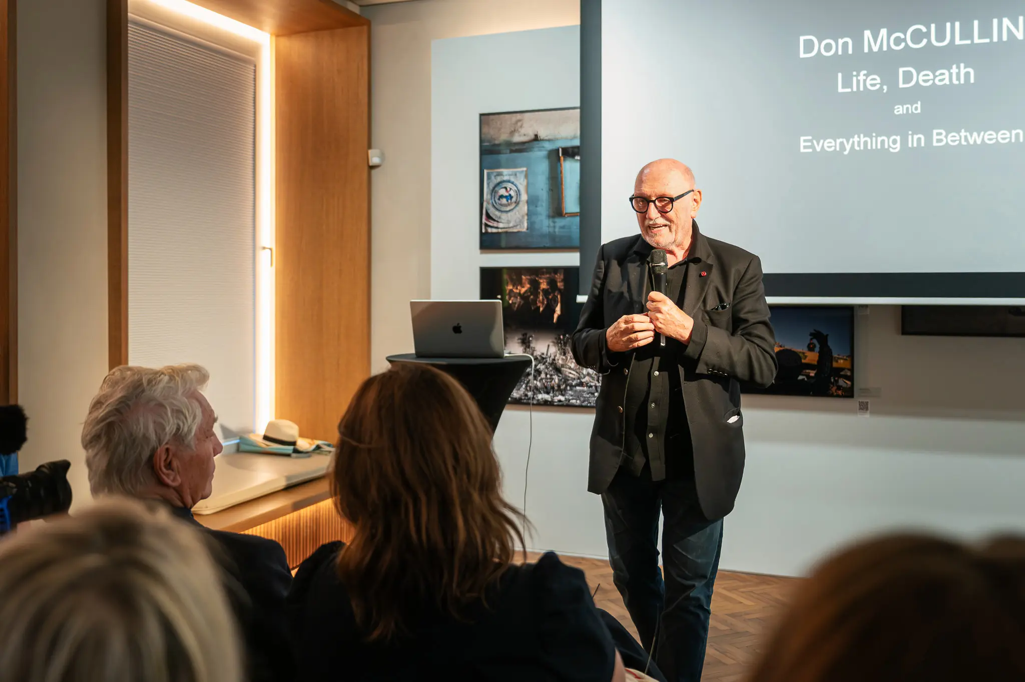 Lois Lammerhuber Introduces Don McCullin at Leica Gallery Vienna Talk