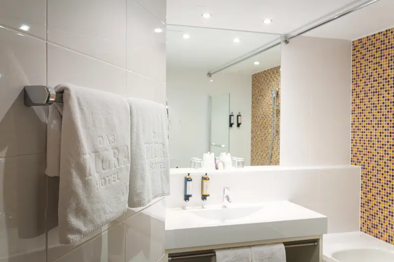 Guest Bathroom with Embossed Das Tigra Towels, Hotel Das Tigra Vienna