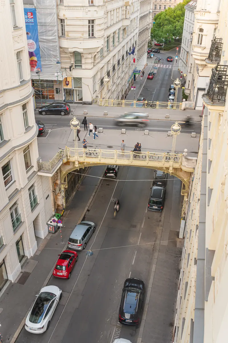 Hohe Brücke over Tiefer Graben, seen from Hotel Das Tigra, Vienna