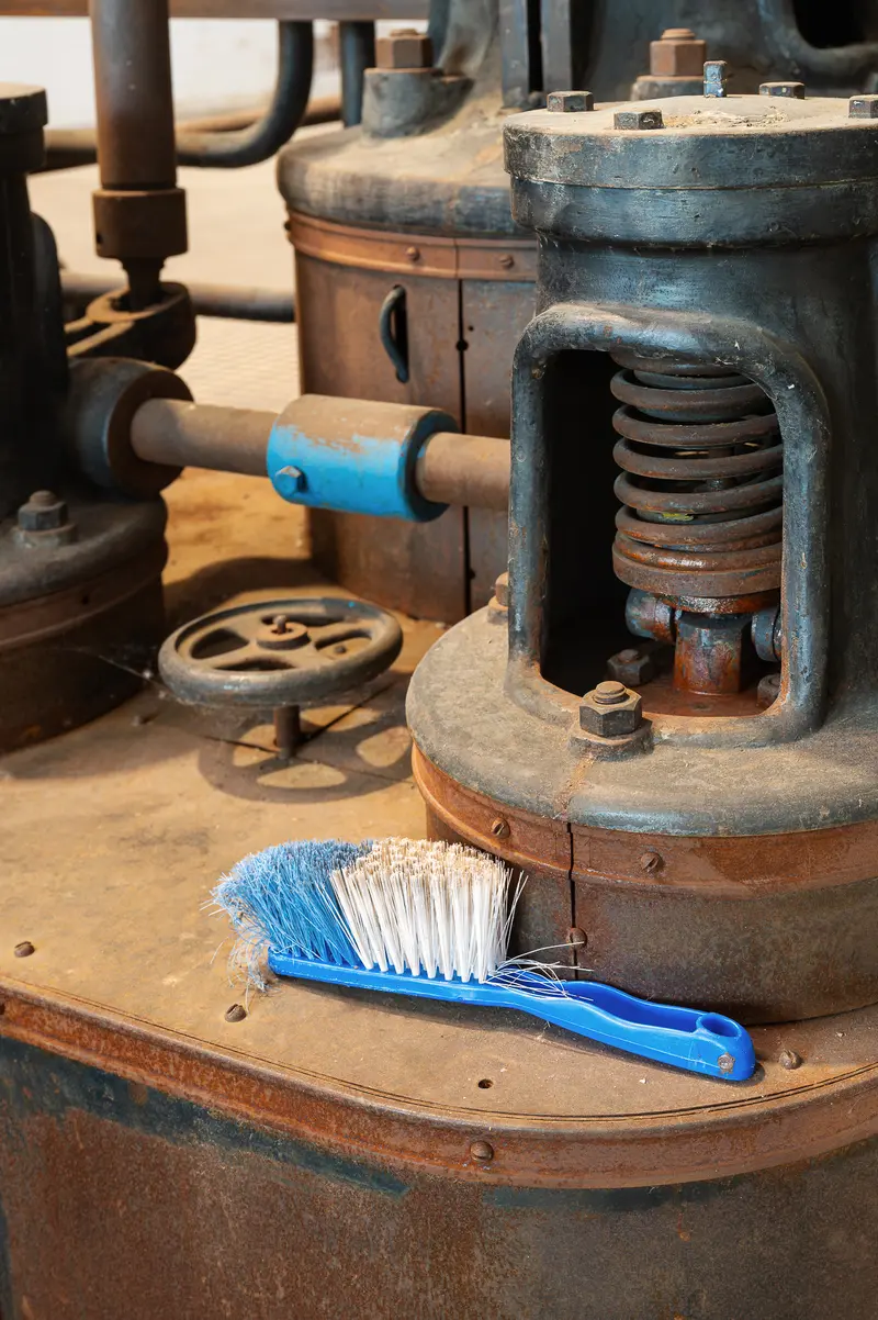Blue Cleaning Brush on Historic Machinery at Glanzstoff St. Pölten Open House 2026