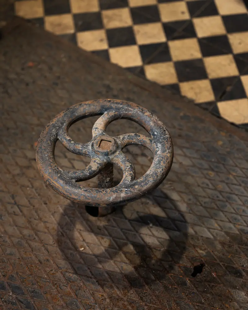 Corroded Cast-Iron Valve Handwheel on Steel Plate, Glanzstoff St. Pölten Open House 2026