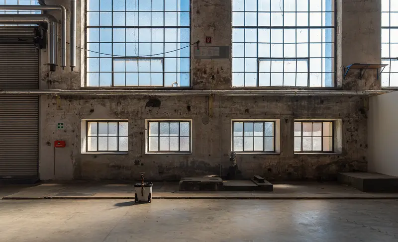 Emptied Glanzstoff Factory Hall with Steel-Framed Industrial Windows, Open House 2026